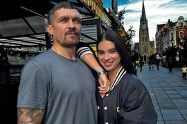 Жена Усика рассказала о своих теперешних заработках