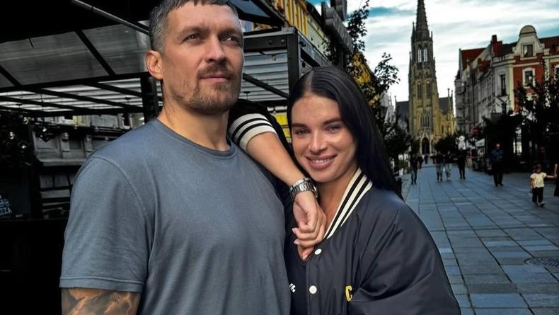 Жена Усика рассказала о своих теперешних заработках Жена Усика рассказала о своих теперешних заработках