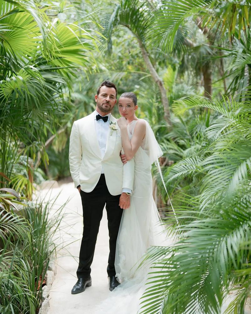 Свадьба Джастина Теру и Николь Брайдон Блум instagram.com/vogueweddings Свадьба Джастина Теру и Николь Брайдон Блум instagram.com/vogueweddings