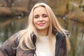 Ребрик показала свою форму после третьих родов на тренировке в спорзале