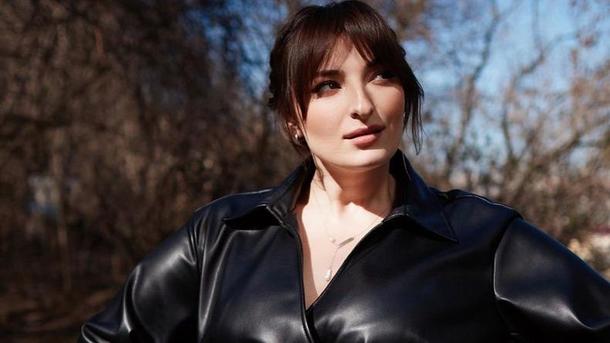 Зірка «Жіночого кварталу» Оруджова заговорила про весілля з бойфрендом instagram.com/orudjova_nastya Зірка «Жіночого кварталу» Оруджова заговорила про весілля з бойфрендом instagram.com/orudjova_nastya
