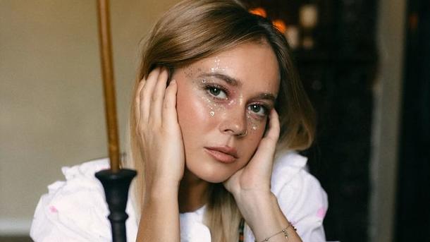 Экс-жена Вовы Борисенко Лавика во второй раз вышла замуж instagram.com/lavika Экс-жена Вовы Борисенко Лавика во второй раз вышла замуж instagram.com/lavika