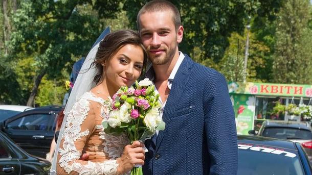 Илона Гвоздева тайно подала на развод с мужем instagram.com/ilonagvozdeva Илона Гвоздева тайно подала на развод с мужем instagram.com/ilonagvozdeva