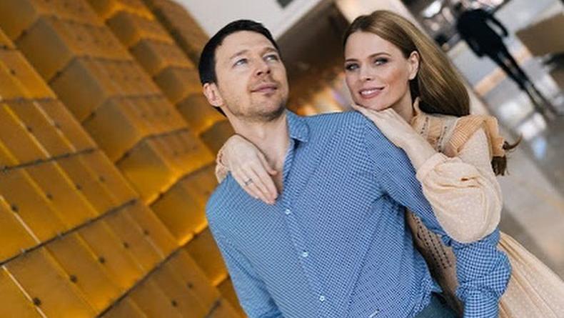 Фреймут пояснила, чому її чоловік не може відмовитись від російського паспорта Фреймут пояснила, чому її чоловік не може відмовитись від російського паспорта