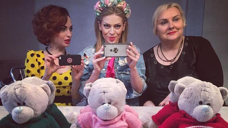 Яна Глущенко раскрыла правду о ДТП, в котором погибла Марина Поплавская Яна Глущенко раскрыла правду о ДТП, в котором погибла Марина Поплавская