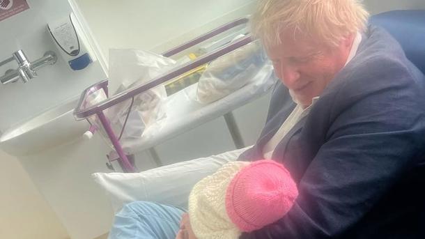 У 60-летнего Бориса Джонсона родился девятый ребенок instagram.com/carrielbjohnson