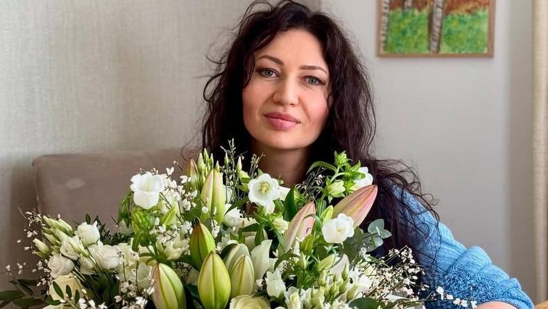 Жена Гордона показала, как выглядела в 23 в мини-платье Жена Гордона показала, как выглядела в 23 в мини-платье