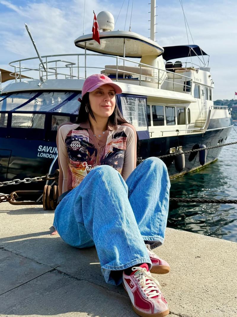 Джамала с сестрой и родителями в Стамбуле instagram.com/jamalajaaa