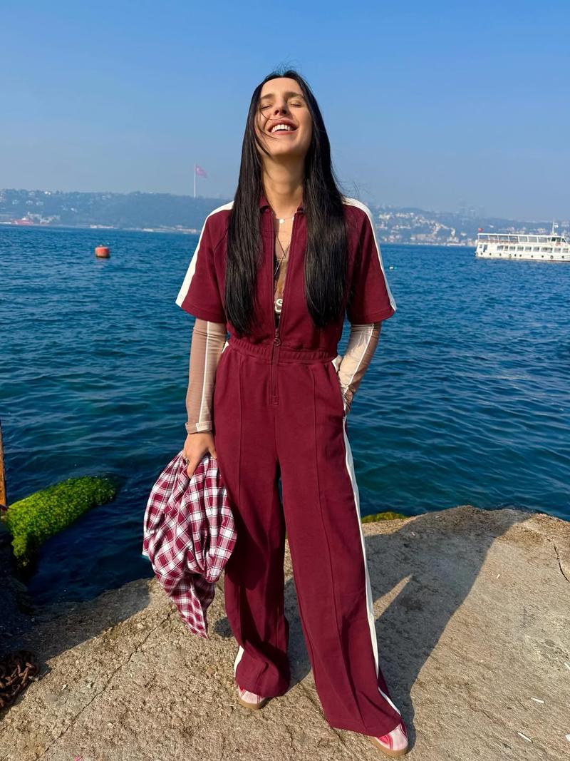 Джамала с сестрой и родителями в Стамбуле instagram.com/jamalajaaa