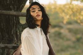 Огневич вспомнила, как парень бросил ее по телефону из-за ревности