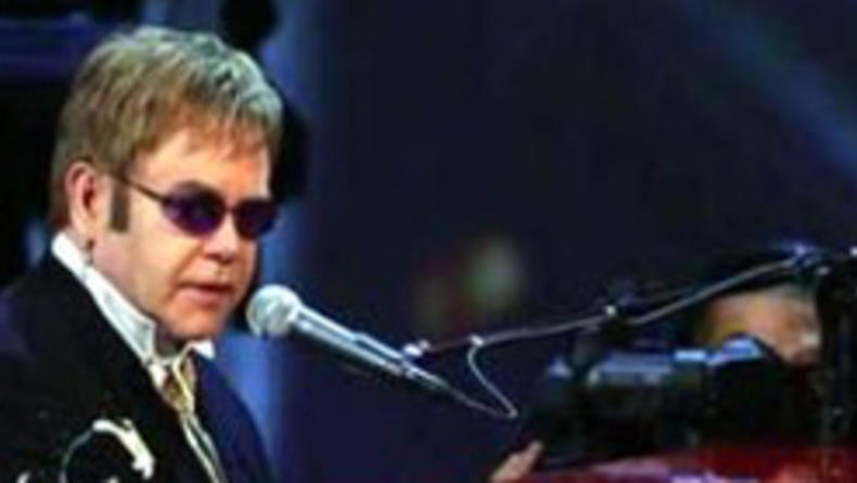 Elton John. Live