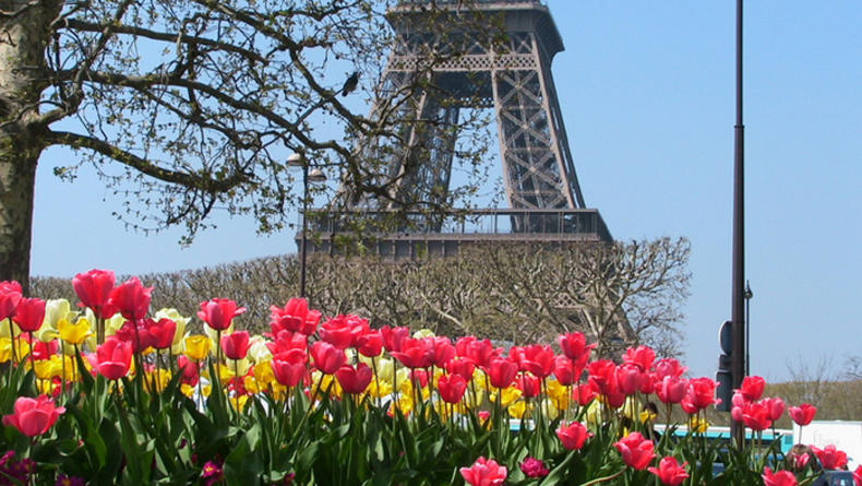 Французская весна-2012 откроется уличным спектаклем