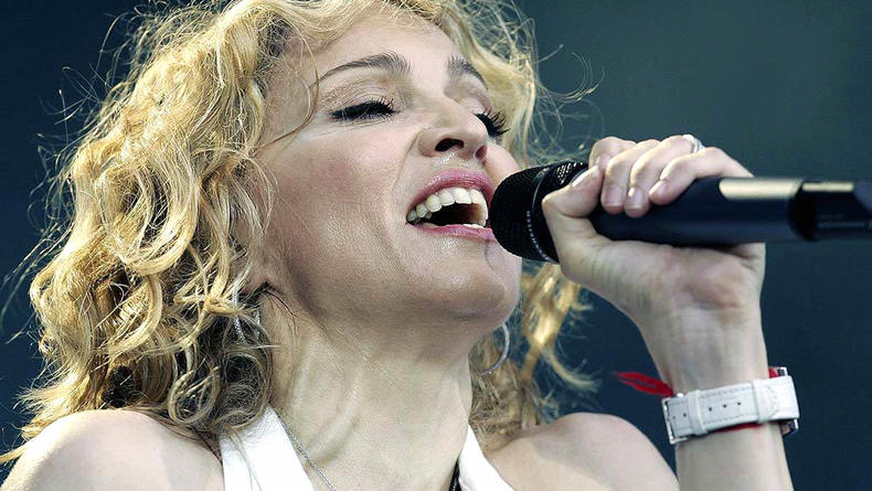 На сцене с Мадонной: три живых истории из фан-зоны