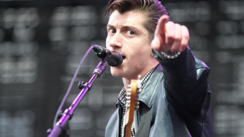 Группа Arctic Monkeys опубликовала новый трек в сети