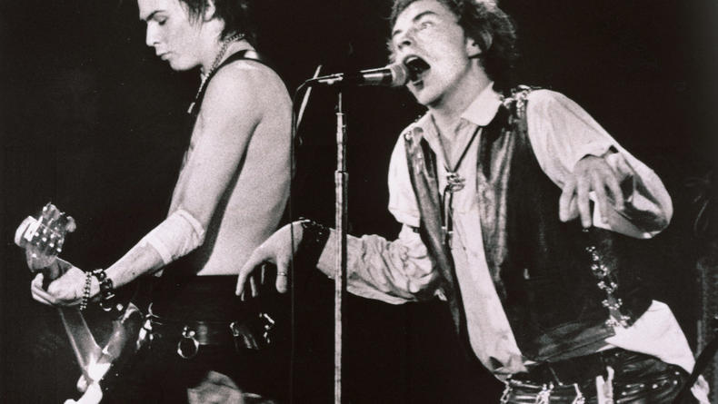 Редкую пластинку Sex Pistols продали за 20 тыс. долларов