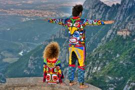 Новые лукбуки Jeremy Scott & Adidas, Bershka и Herschel