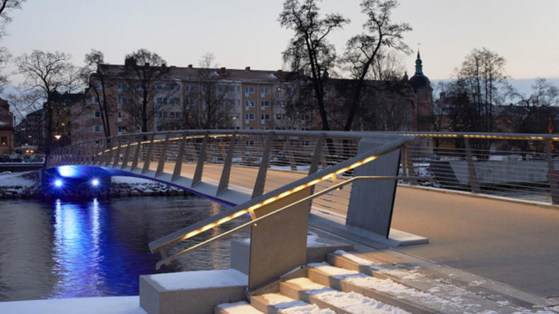 Необычный мост с подогревом построили в Швеции (ФОТО)