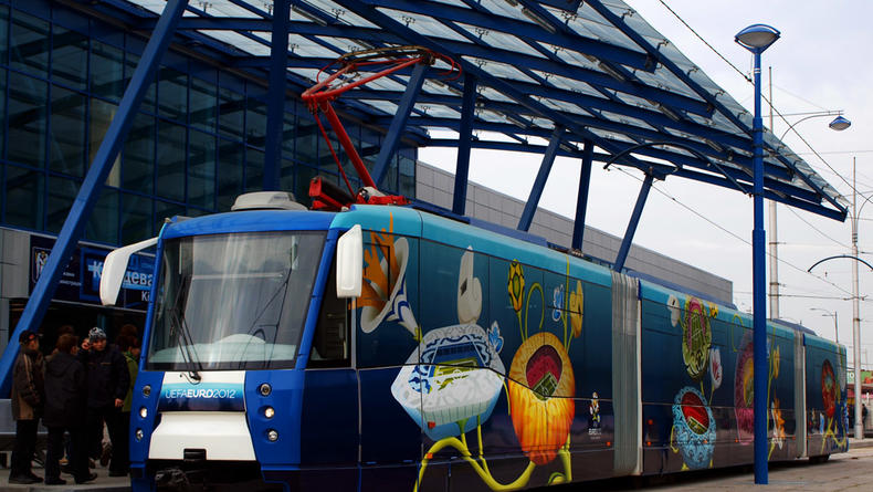 В Киеве ограничивается движение трамваев