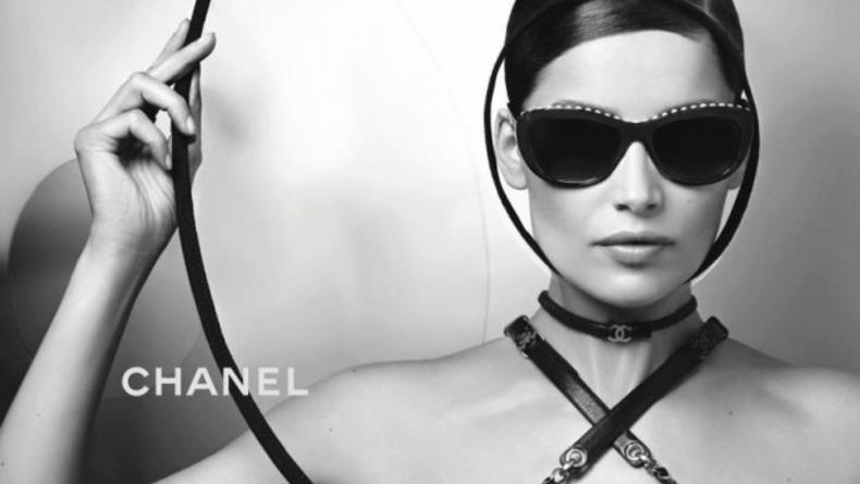Новая трактация кодов Chanel в коллекции очков