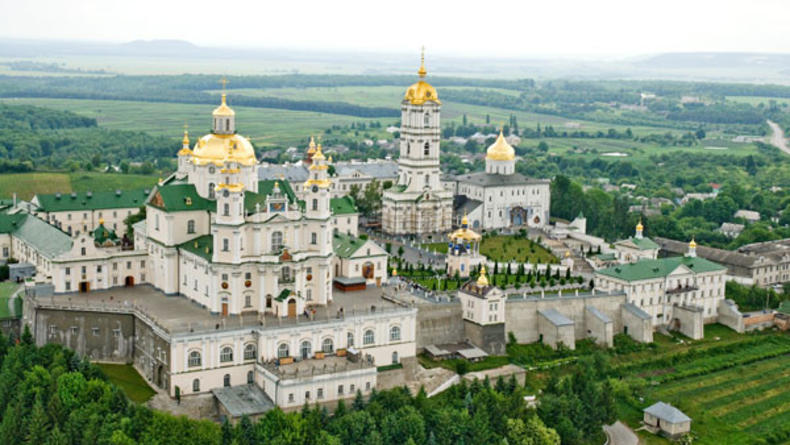 Открывается выставка сокровищ Святых Лавр Украины
