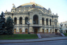 Здание дня: 10 фактов о Киевском Оперном Театре (ФОТО)
