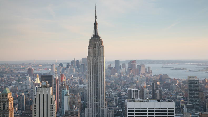 Гай Ричи снимет кино о нью-йоркском небоскребе