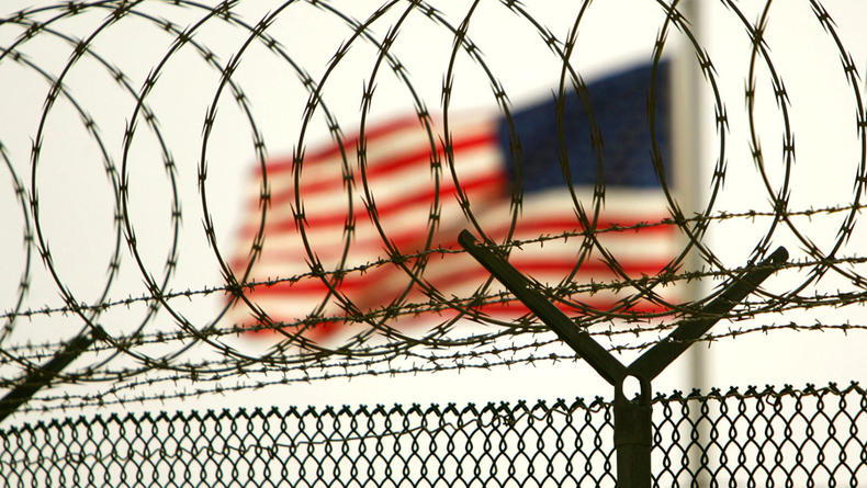 В Нью-Йорке показали всю правду о тюрьме Гуантанамо (ВИДЕО)