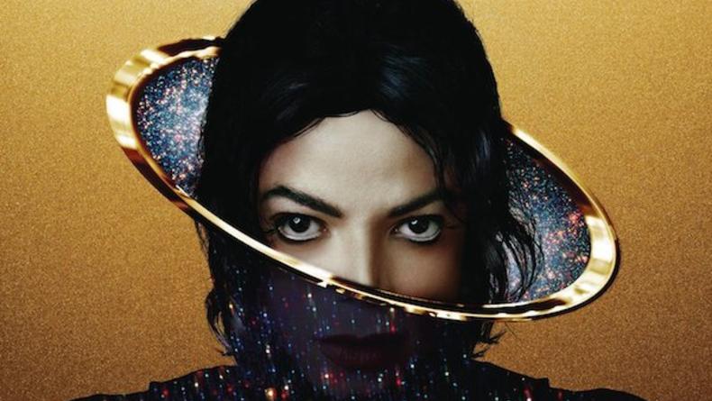 Майкл Джексон снова возглавил британский чарт (ВИДЕО)