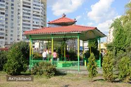 Киевляне отреставрировали городской бювет Дивовижного міста