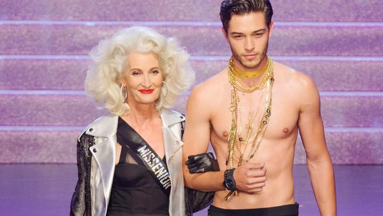 Автор знаменитого бюстгальтера Мадонны бросает моду