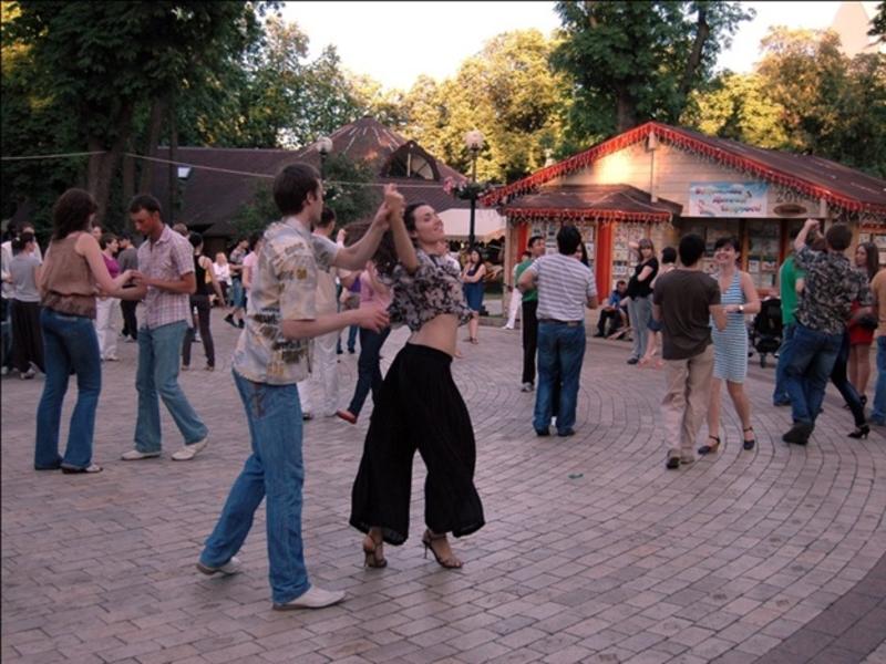 День Матери в Киеве: куда сводить маму на праздник День Матери в Киеве: куда сводить маму на праздник