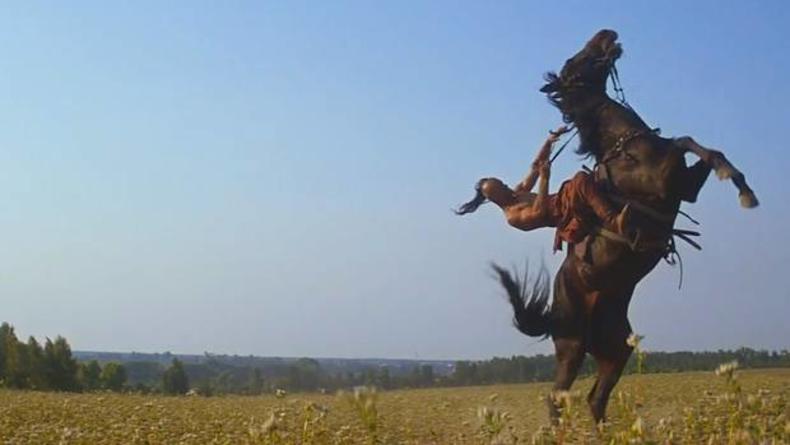 Украинский козак в новом клипе Mumford & Sons