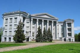 В Музее истории Украины откроют книжную кофейню