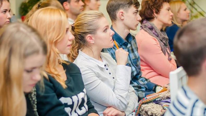 Стать умнее в октябре: пять разных лекций в Киеве