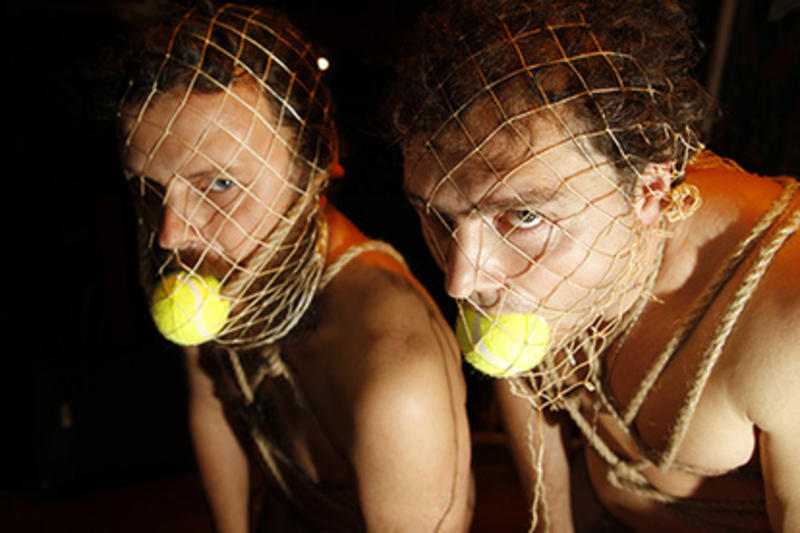 План действий на уикенд: 2 года Евромайдану и виски