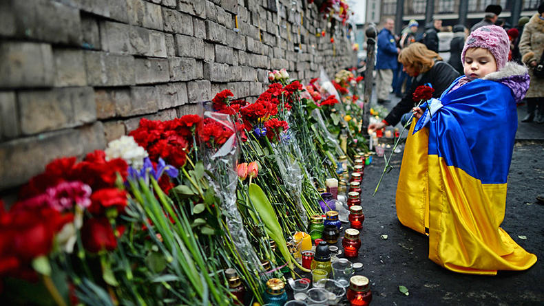 Три года Евромайдану: куда нести цветы