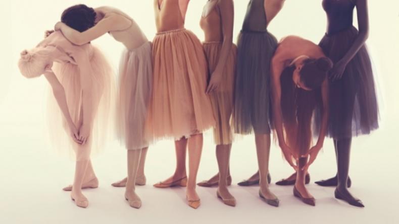 Кристиан Лубутен создал балетки для всех цветов кожи