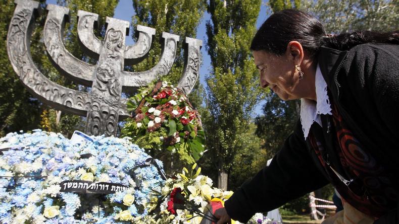 76 лет трагедии в Бабьем Яру: куда нести цветы