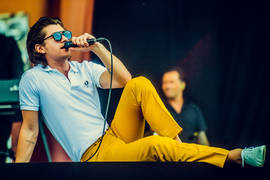 The Last Shadow Puppets перепели Леонарда Коэна