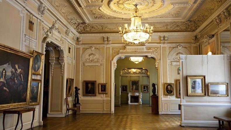 Музей русского искусства хотят переименовать в Киевскую галерею