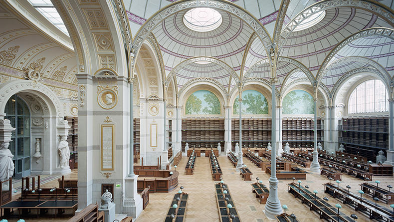 Старейшая библиотека Франции открылась после реконструкции