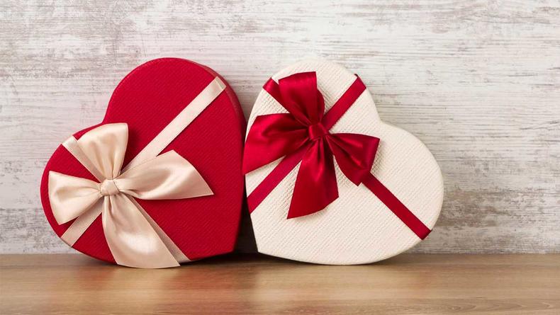 Что подарить на День святого Валентина: ТОП-25 подарков