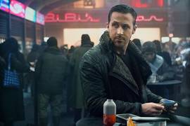 Фильм Тот, кто бежит по лезвию 2049 показали без компьютерной графики