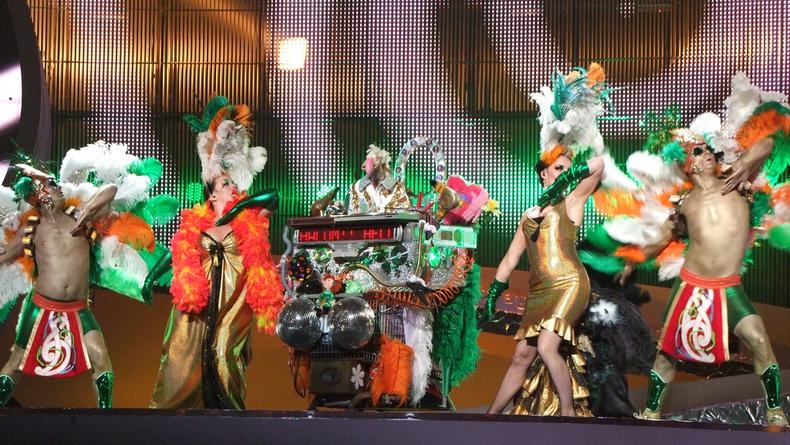 Кукла-индюк и Чингисхан на сцене Евровидения. Самые нелепые выступления за всю историю шоу