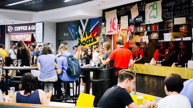 В Киеве открылся бургер-бар с низкими ценами