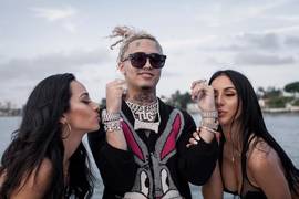 Скандальный клип Lil Pump - Butterfly Doors раскачал тренды YouTube