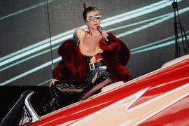"В зоне риска": LOBODA выпустила пикантный клип