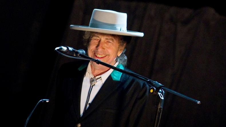 Боб Дилан продал свой каталог на 600 песен