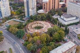 Уже с деревянным покрытием: Как проходит реставрация Киевской крепости