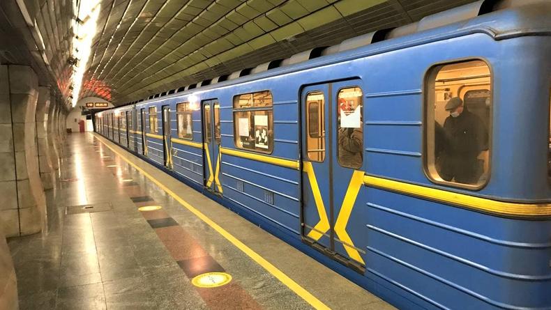 В метро Киева в 2020-м пассажиропоток сократился на 56%